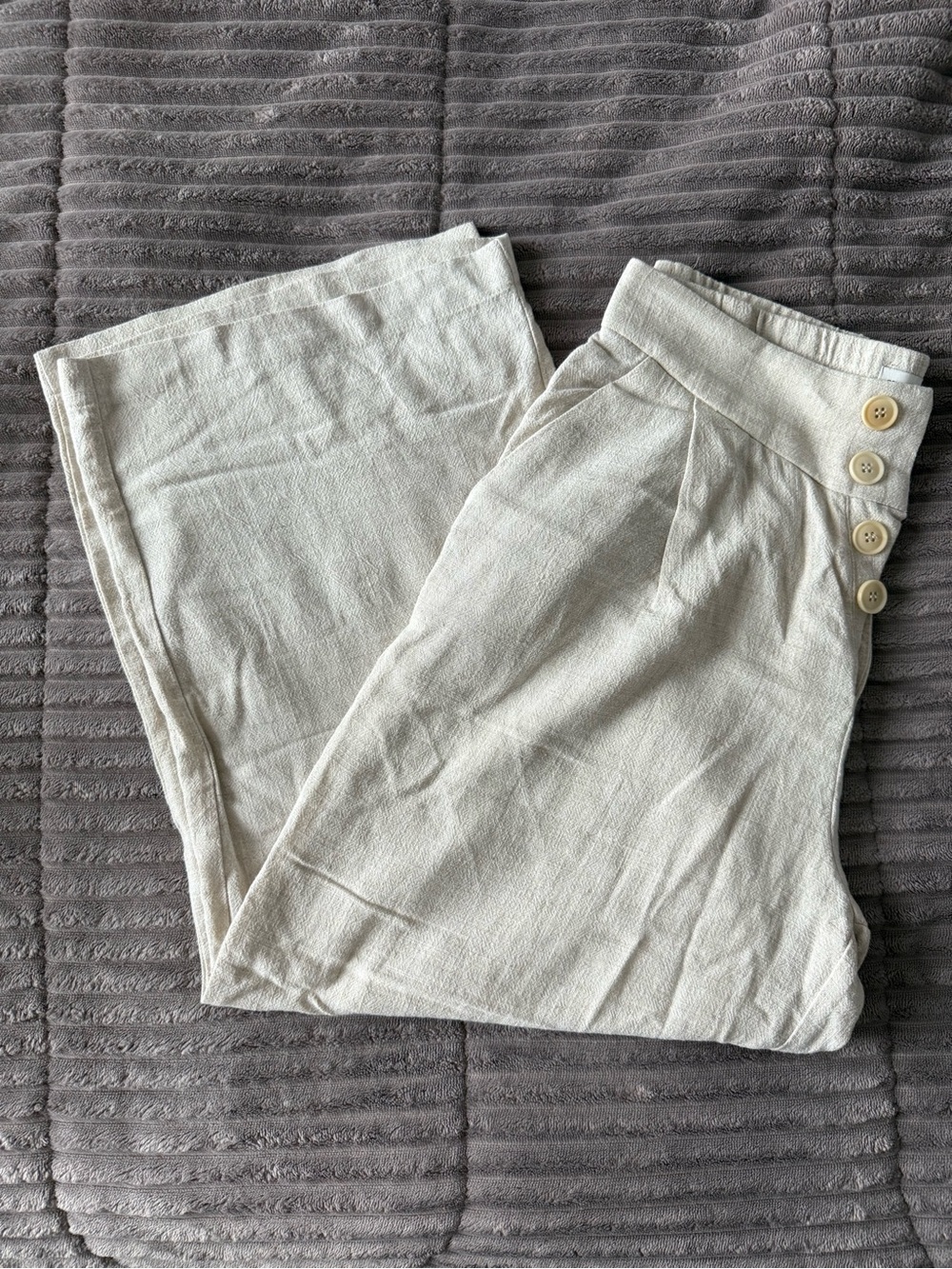 Women’s Cream Linen-Blend Trousers with Button Waist